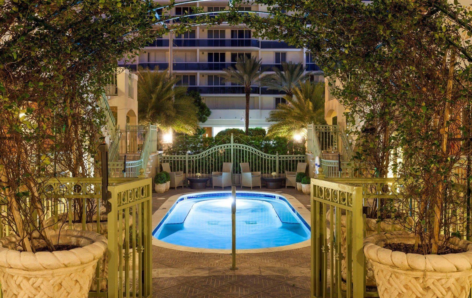Sun Harbour Boutique Hotel Bal Harbour Dış mekan fotoğraf